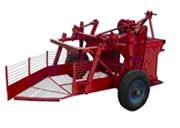 Peanut harvester