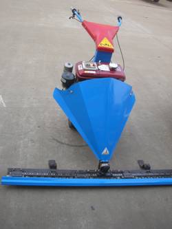 Self-propelled Mower with Diesel Enigne